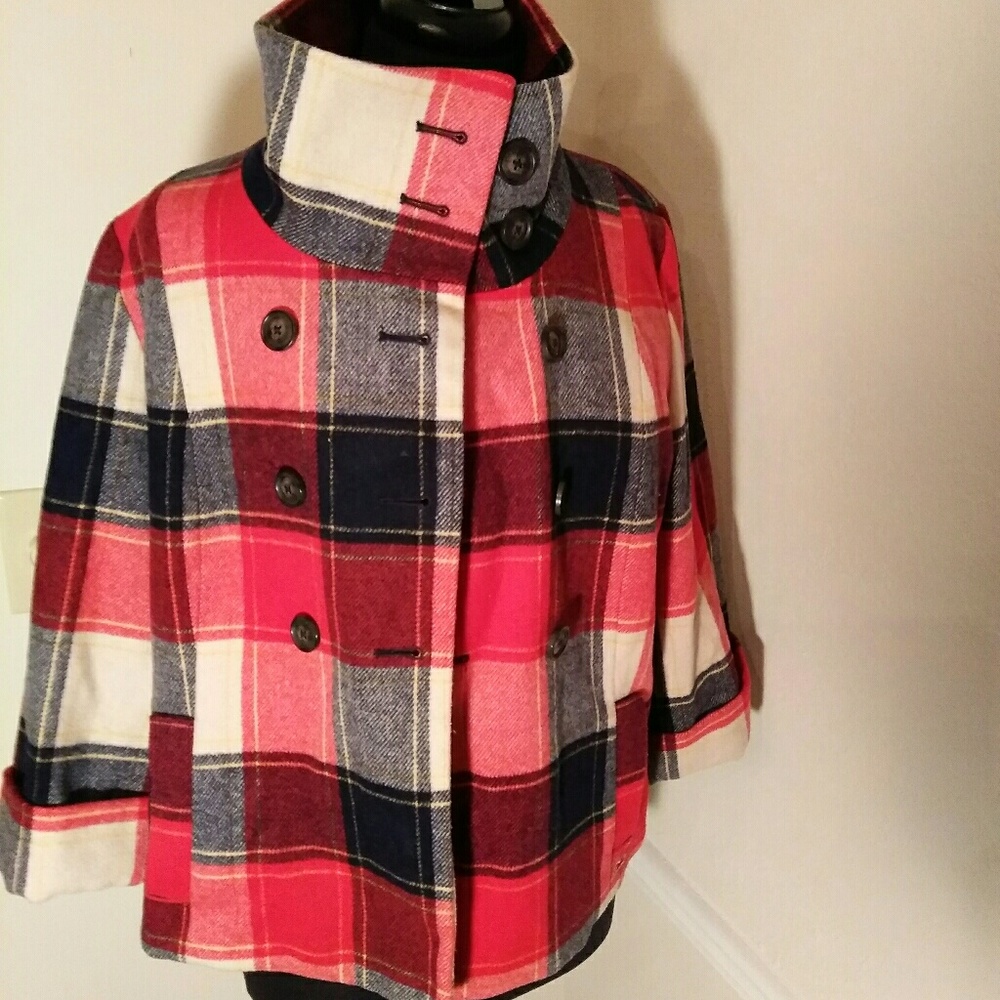 Hollister brand Red/Black/Cream Plaid Jacket - Picture 1 of 4